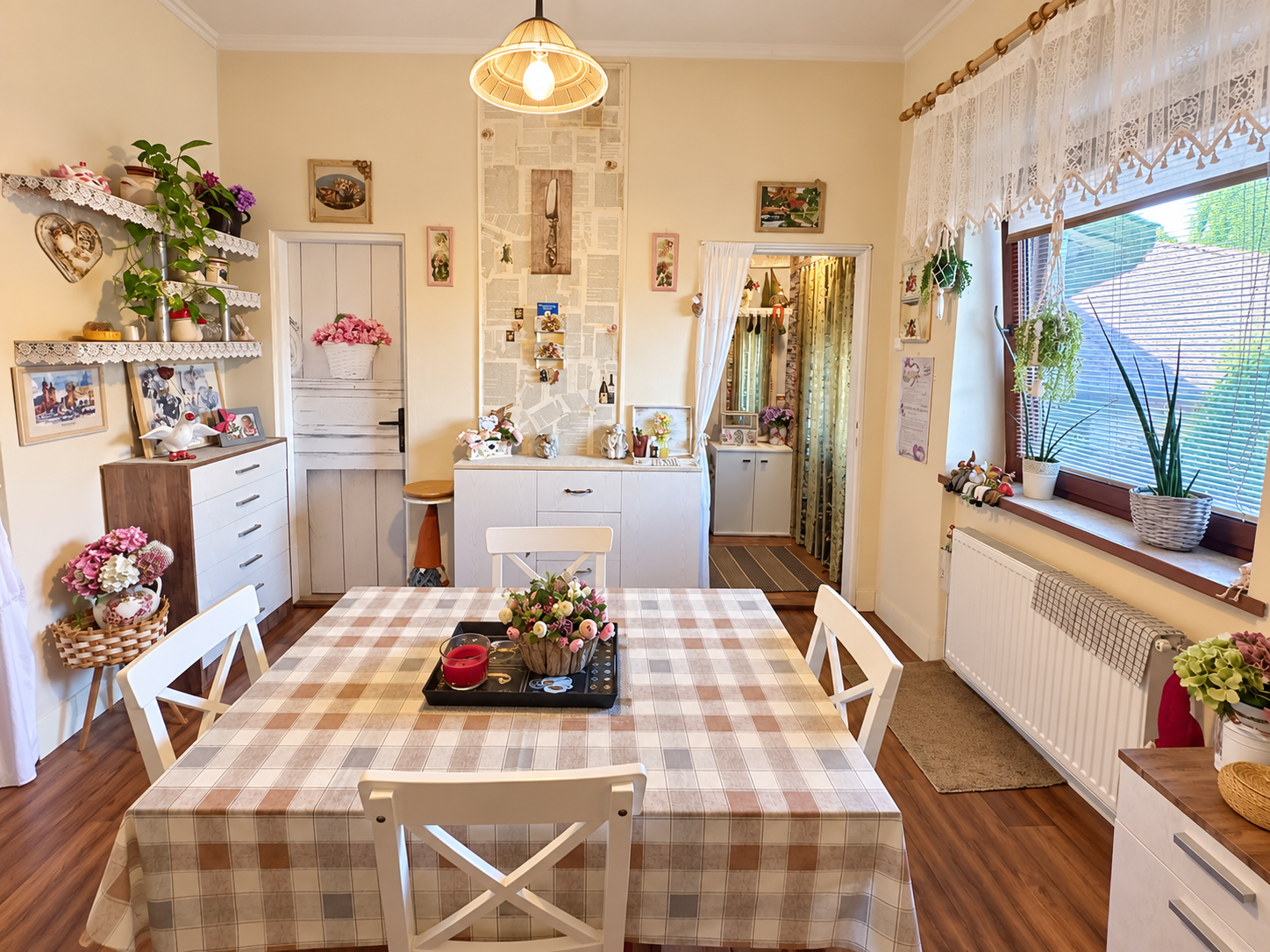 3-izbový rodinný dom v Topoľníkoch na priestrannom pozemku 746 m² — náhľad 4